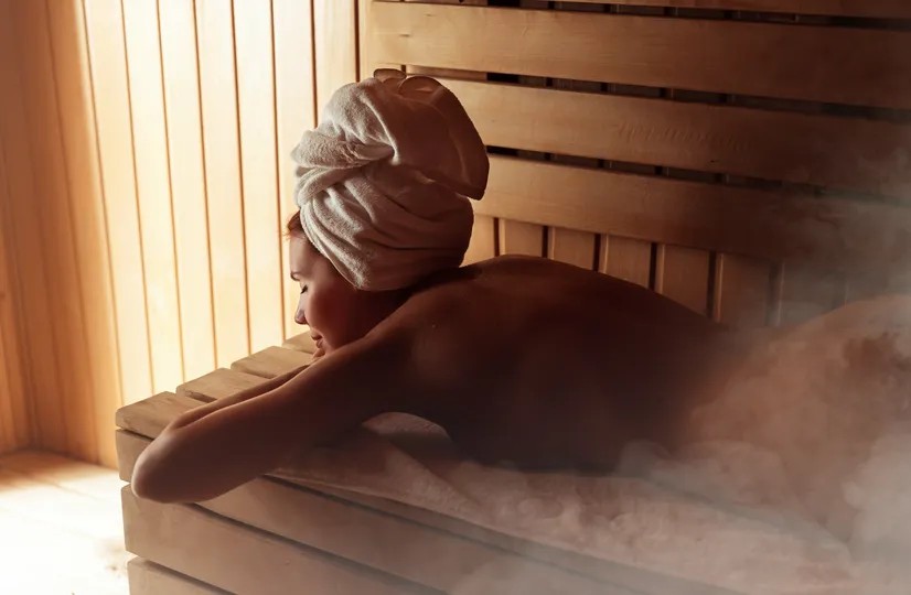 Massage sauna là một hình thức xông hơi bằng bồn sục