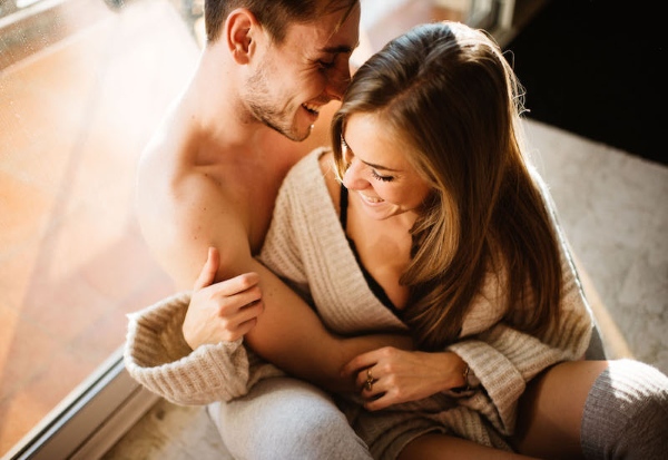 Một số dấu hiệu nhận biết ham muốn của đàn ông khi yêu