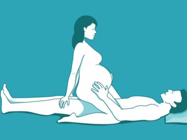 Tư thế phụ nữ ở trên giúp làm chủ cuộc yêu